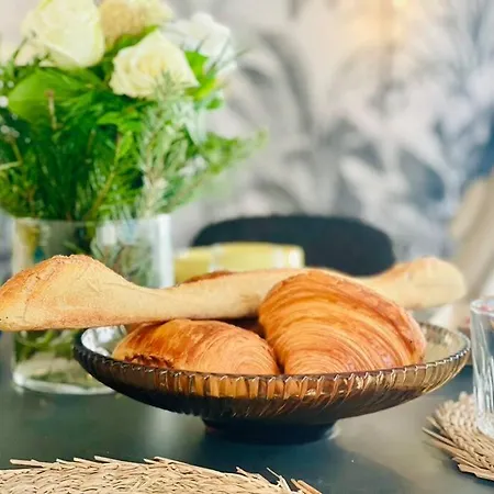 Vue A : Le Victor Hugo * La Baule-Escoublac