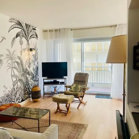 Vue A : Le Victor Hugo * La Baule-Escoublac